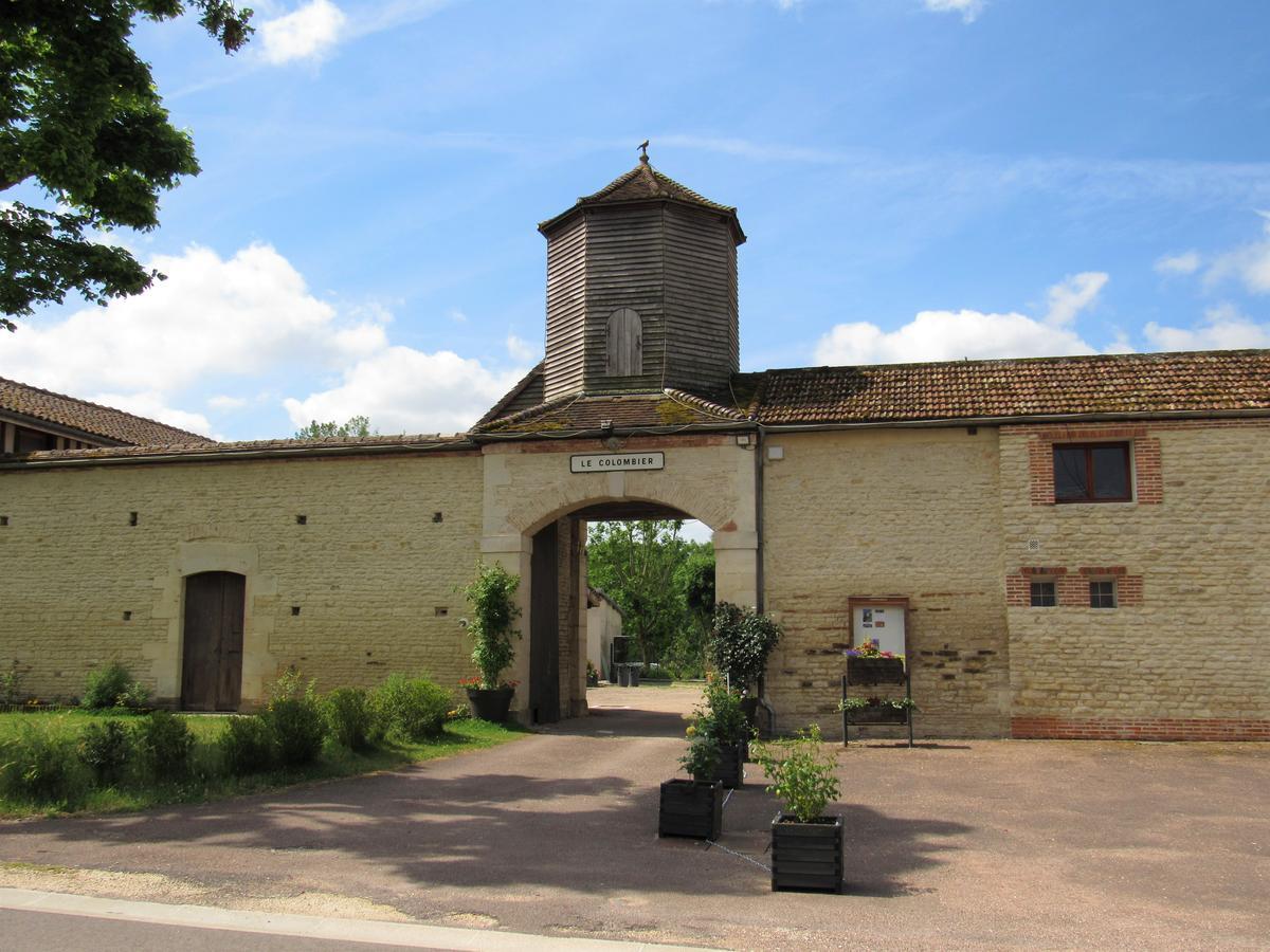 مبيت وإفطار Dienville Domaine Le Colombier المظهر الخارجي الصورة